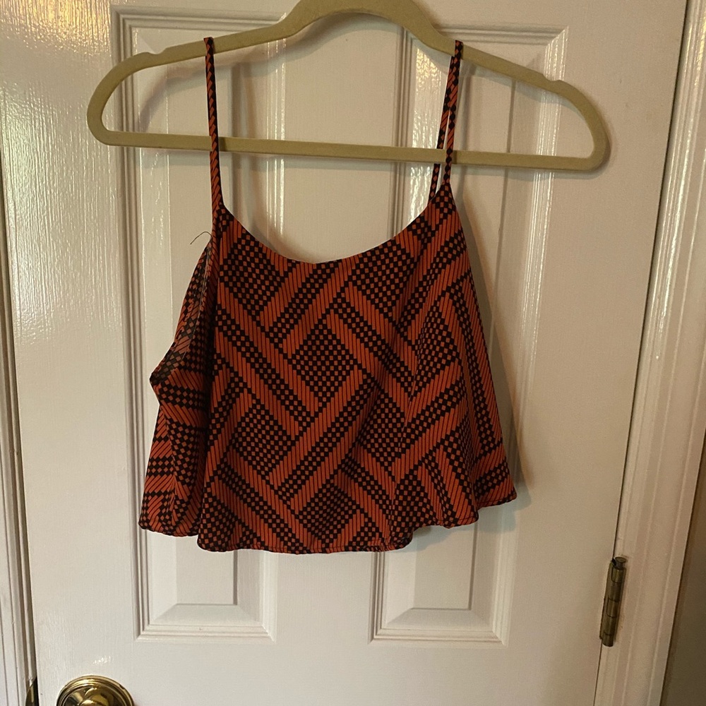 Crop top